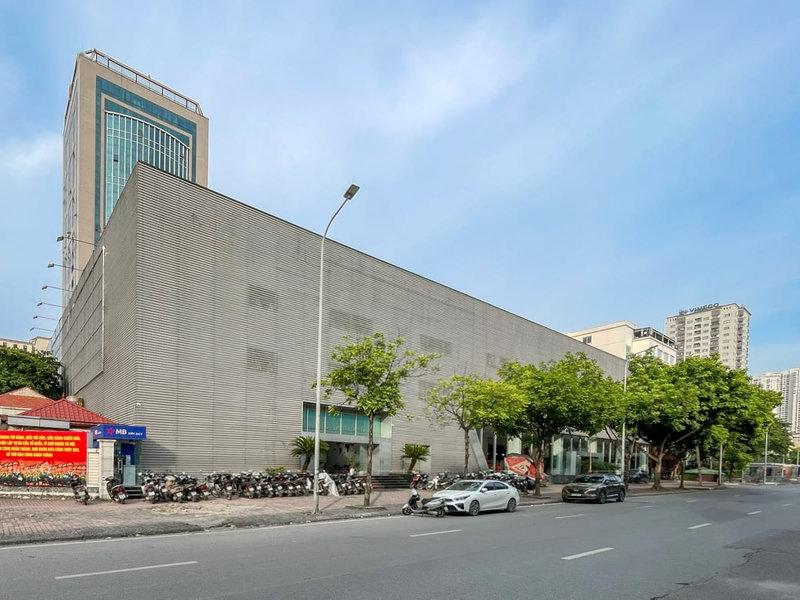 Tòa Nhà Audi Phạm Hùng